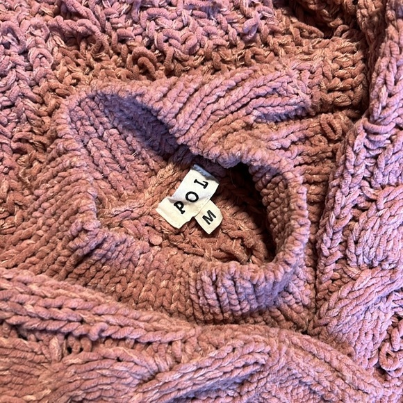 POL | Chenille Chunk Knit Cropped Sweater - Picture 6 of 6